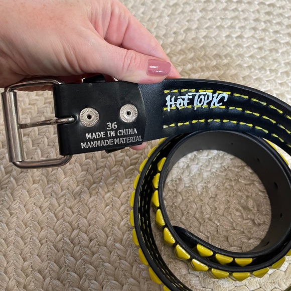 Yellow Studded Belt - Picture 4 of 6